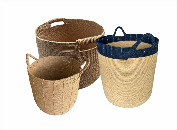 Loom Round Basket with Hole Handle